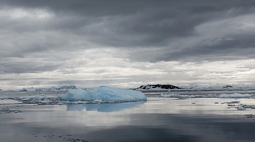 Лед в Антарктиде за 10 лет утроил потери