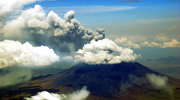 Геологи предупреждают о массивном извержении вулкана