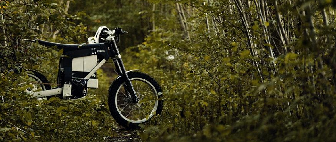 В шведских мотоциклах пластик заменят на бумагу