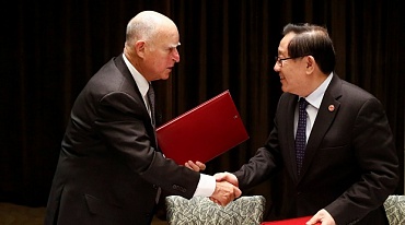 Губернатор Калифорнии подписал климатическое соглашение с Китаем