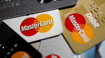 Mastercard начнет утилизировать пластиковые карты