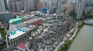Строительство комплекса в Шанхае идет полным ходом