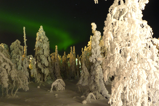 Финляндия привлекает туристов северным сиянием и Санта-Клаусом
