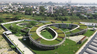 Детский сад с огородом на крыше построили во Вьетнаме