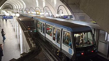 Движения пассажиров парижского метро преобразуют в электричество