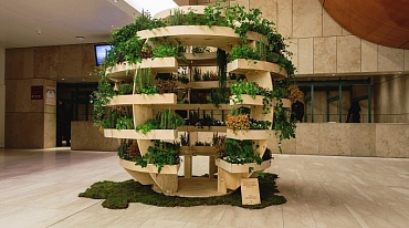 IKEA распространяет вертикальные экологичные сады