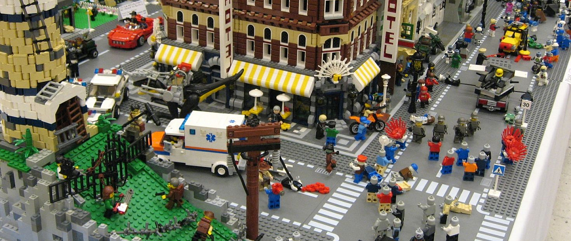 Lego перестанет применять переработанный пластик для производства деталей конструктора