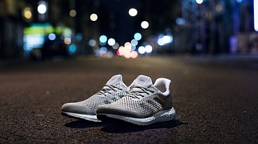 Adidas представил пару биоразлагаемых кроссовок