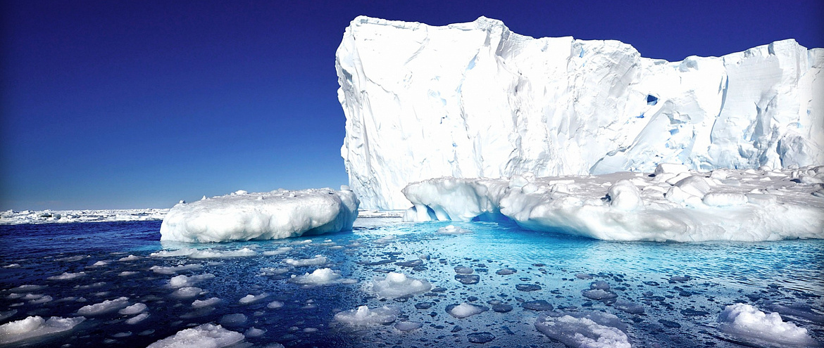 Лед вокруг Антарктиды достиг самого низкого уровня