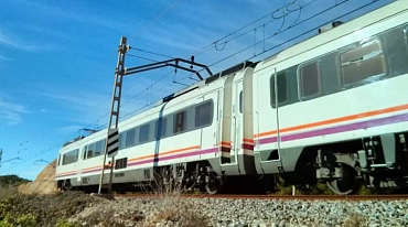 Италия готовится к запуску пассажирских поездов на батарейках 